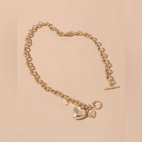 BNWT Valentines Necklace - Heart Charm Chain Necklace - Picture 2 of 5
